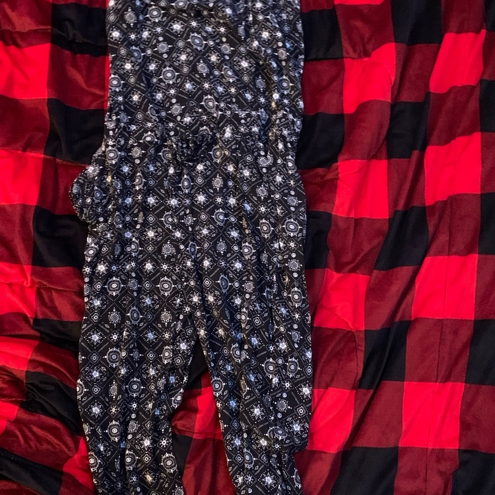 Sleeveless jumpsuit